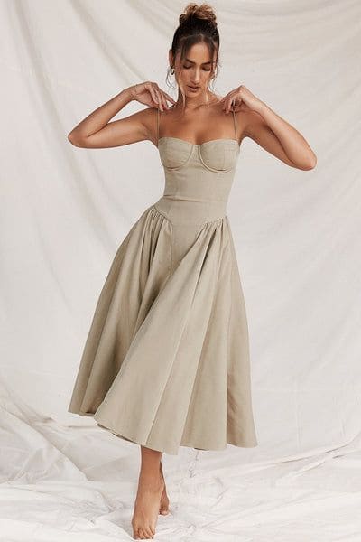 Vestido Aurora – Midi Con Un Toque de Romanticismo Atemporal